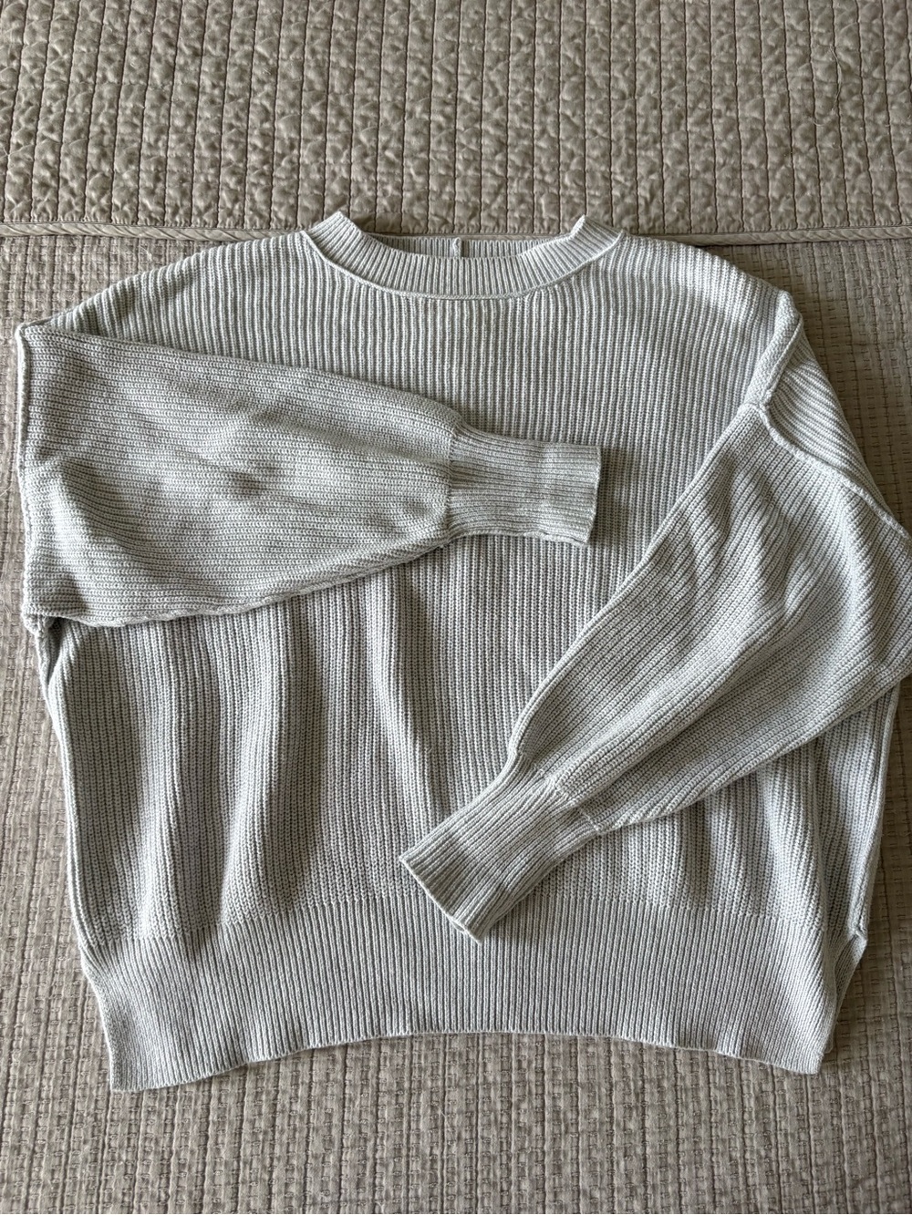 aerie Light Gray Ribbed Crewneck Sweater Size S